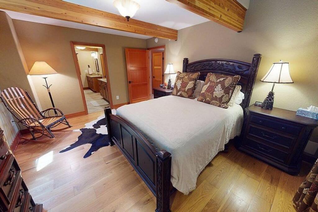 --Mountain Chalet Getaway With Breathtaking View Next To Tail Of Dragon-- Роббинсвилл Экстерьер фото