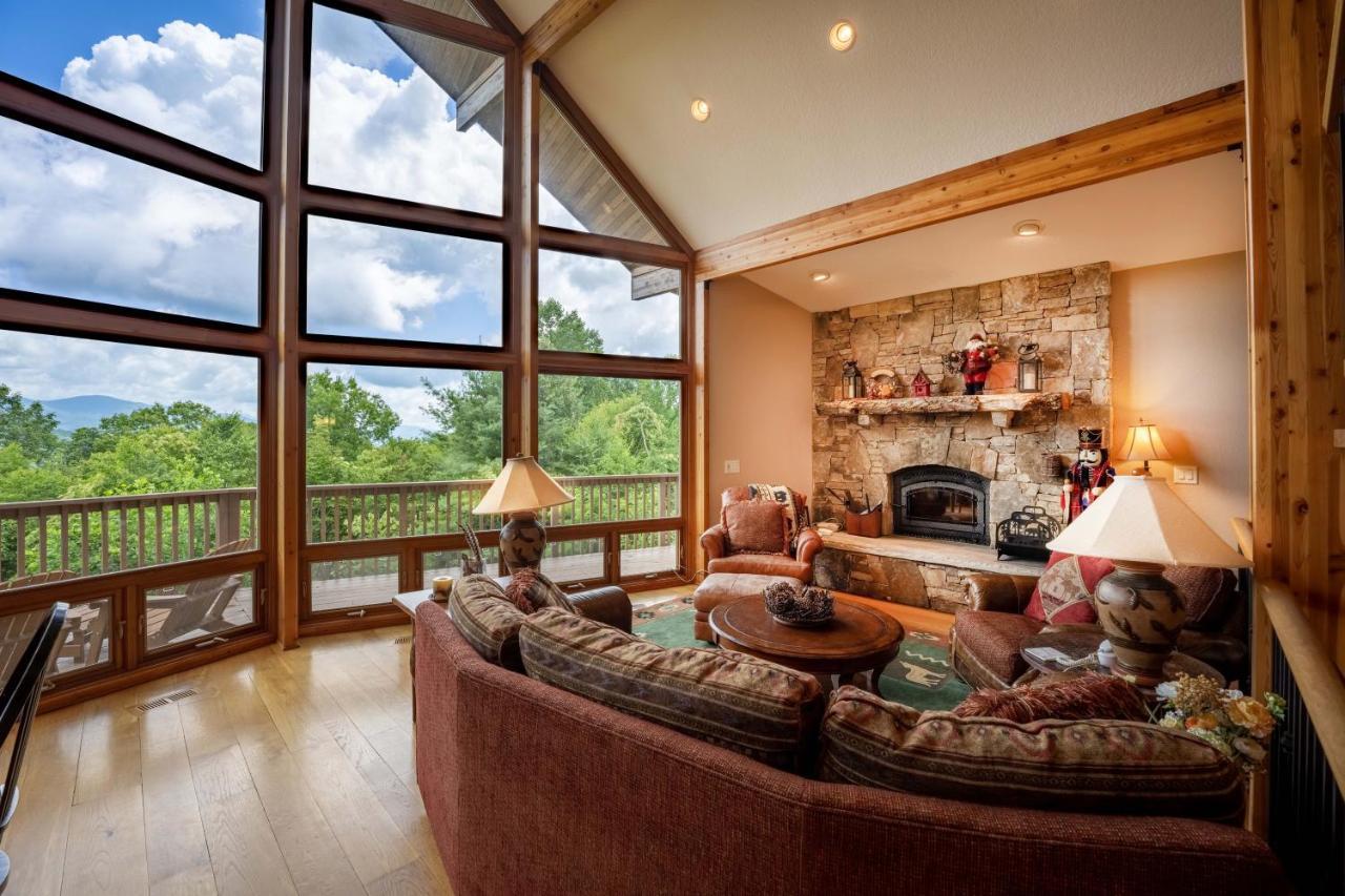 --Mountain Chalet Getaway With Breathtaking View Next To Tail Of Dragon-- Роббинсвилл Экстерьер фото