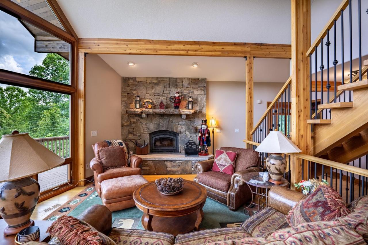 --Mountain Chalet Getaway With Breathtaking View Next To Tail Of Dragon-- Роббинсвилл Экстерьер фото
